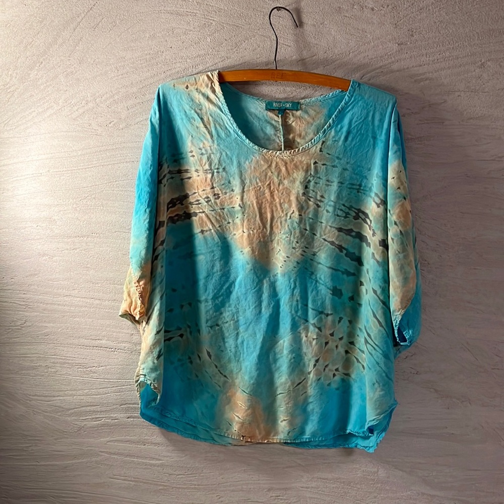 River and Sky Dancer Tee Medium
